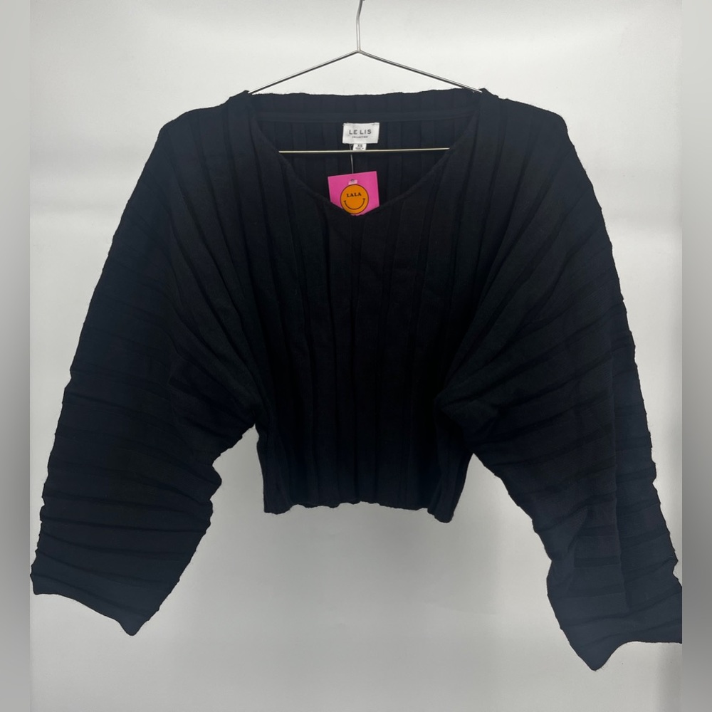 Women’s Sweater - LeLis by Dressed in LALA Black V-Neck Cropped Long Sleeve Soft